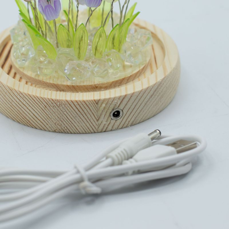 Градински купол със флорален блясък - 20 многоцветни лалета - LED USB