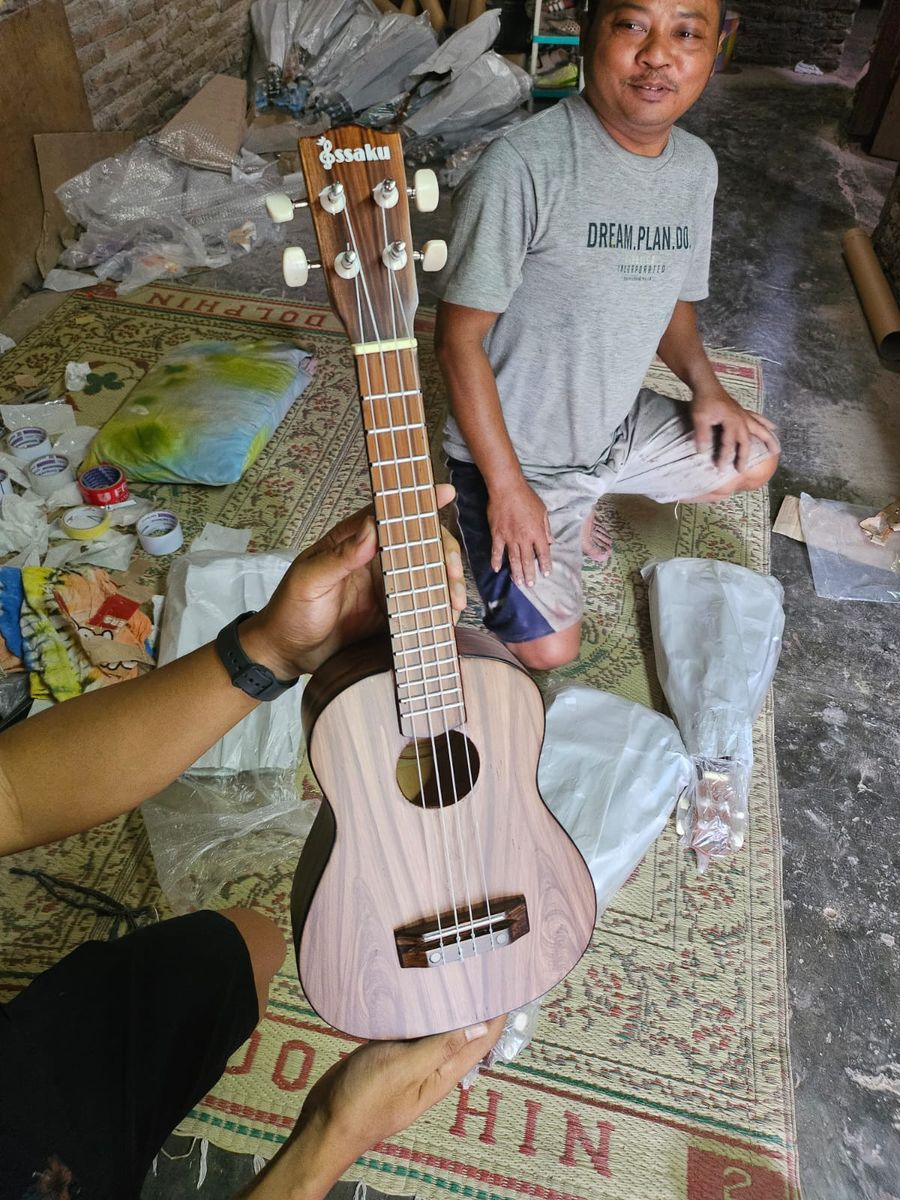 Ukulélés Artisanaux