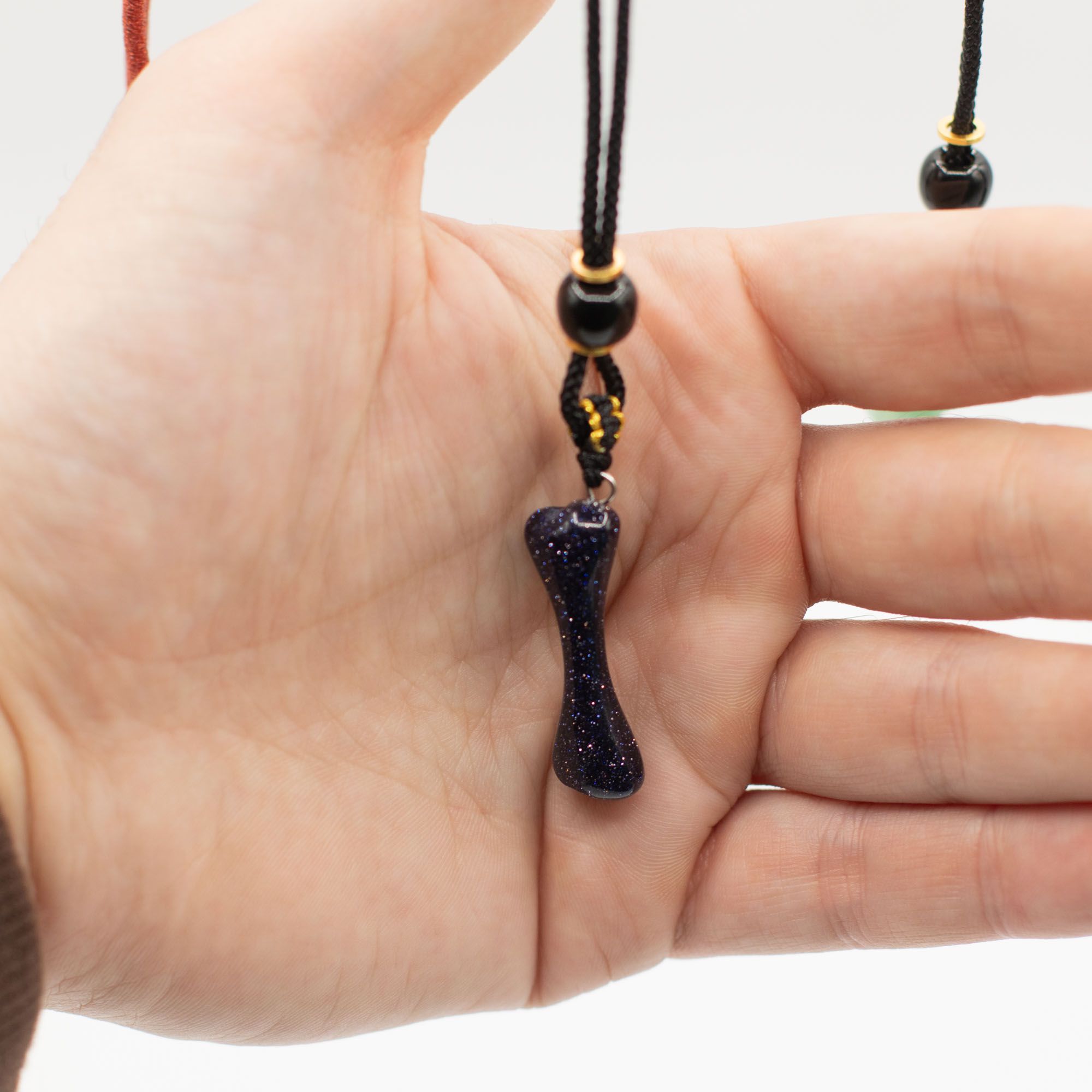 Colares de Corda com Pedras Peciosas - Coleção Icónica (sortidos)