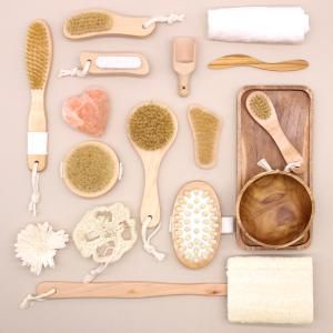 Cepillos Exfoliantes, Limas y piedras pomez