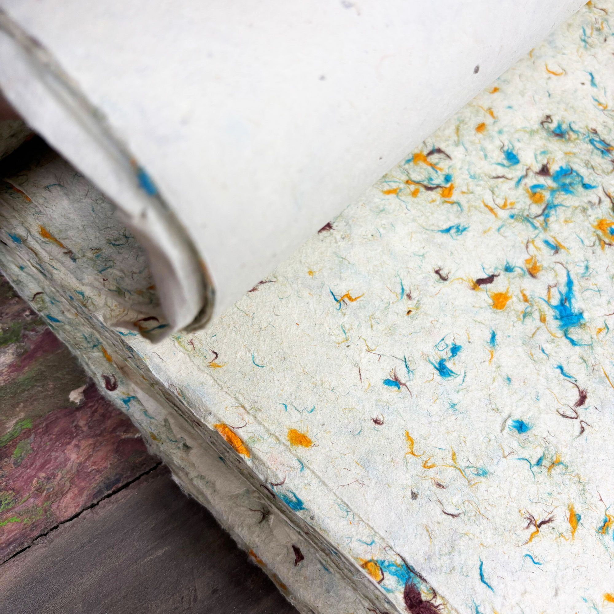 Lokta Craft / Wrapping Paper (51x76cm) - Mixed Floral Cotton