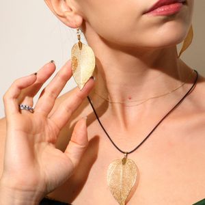 Joyería en forma de Hojas