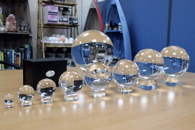 Boule de Cristal sur Socle 80mm