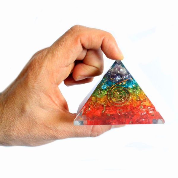 Grande Pyramide Orgonite 70mm - Chakra Éclats de Gemmes
