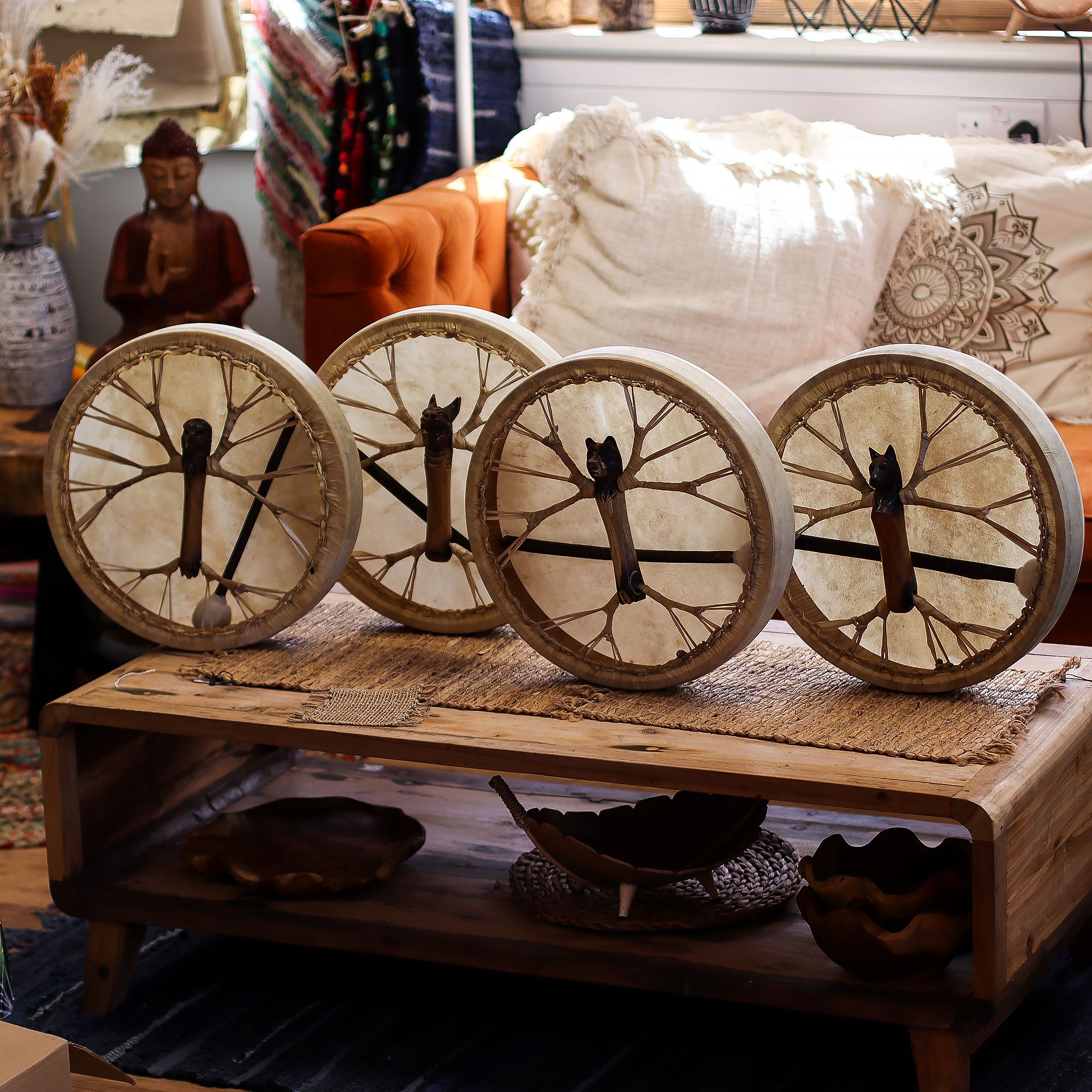 Tambor Xamânico Espírito do Lobo + Baqueta – Afinável – 40 cm