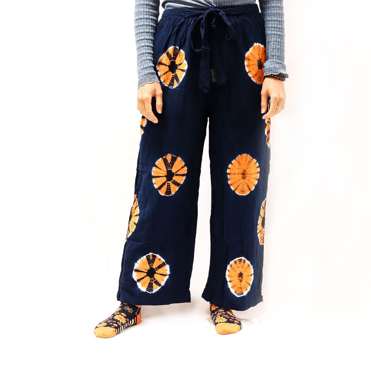 Calças de estilo japonês para usar em casa - Azul e laranja L