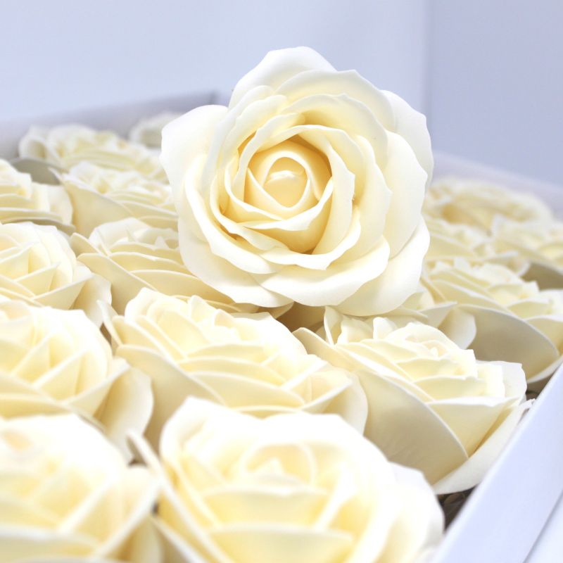Roses de Savon  pour Bouquet- Larges Ivoire