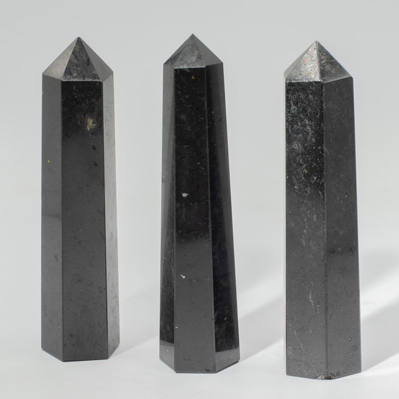 Punta obelisco de seis caras de gema aprox. 17 cm - Turmalina negra