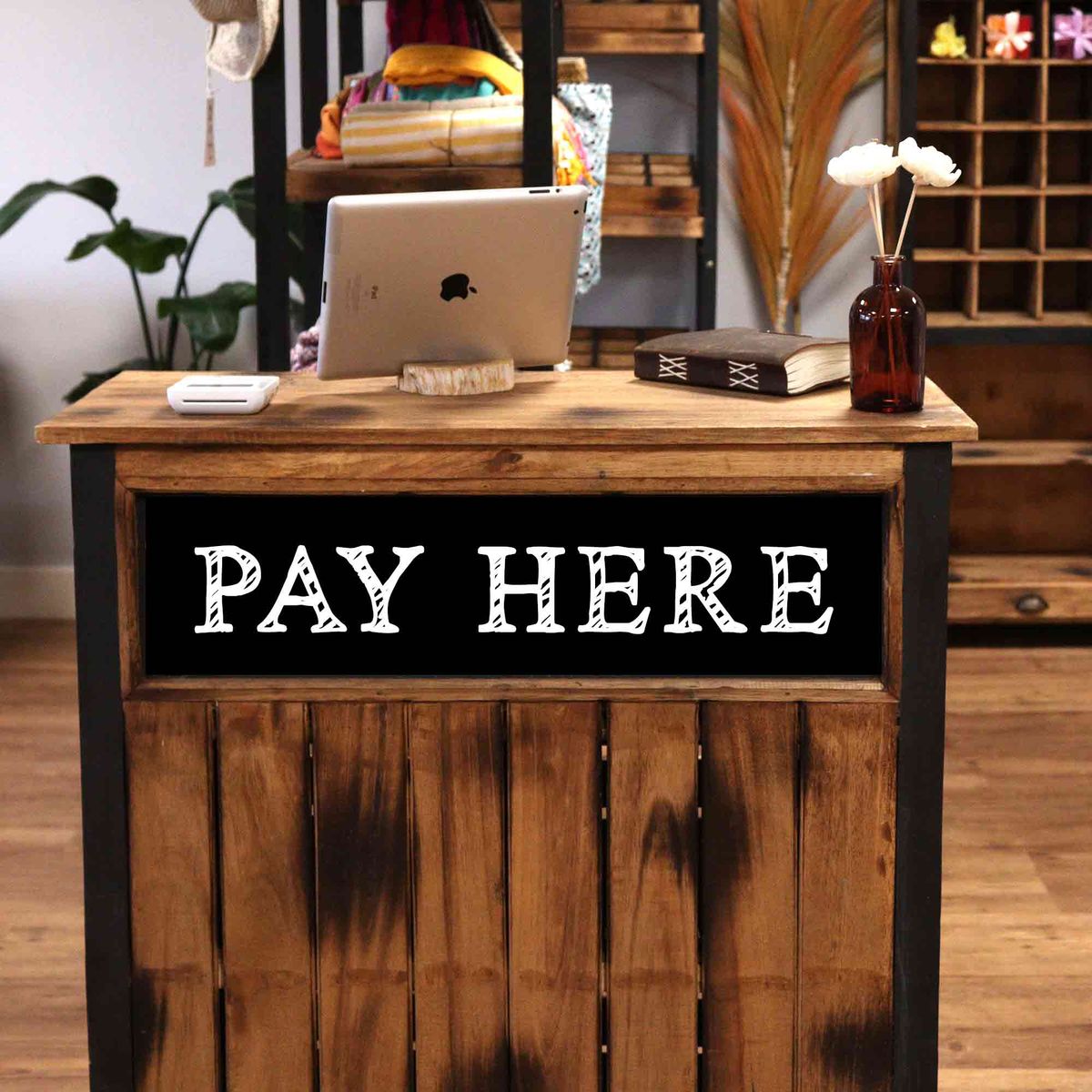 Mesa de pé Pay Point com quadro