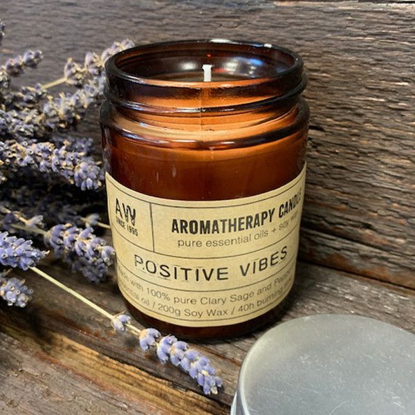 Velas de aromaterapia com cera de soja