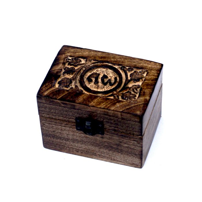 Set of 6 Lavender Essential Oils in Wooden Box