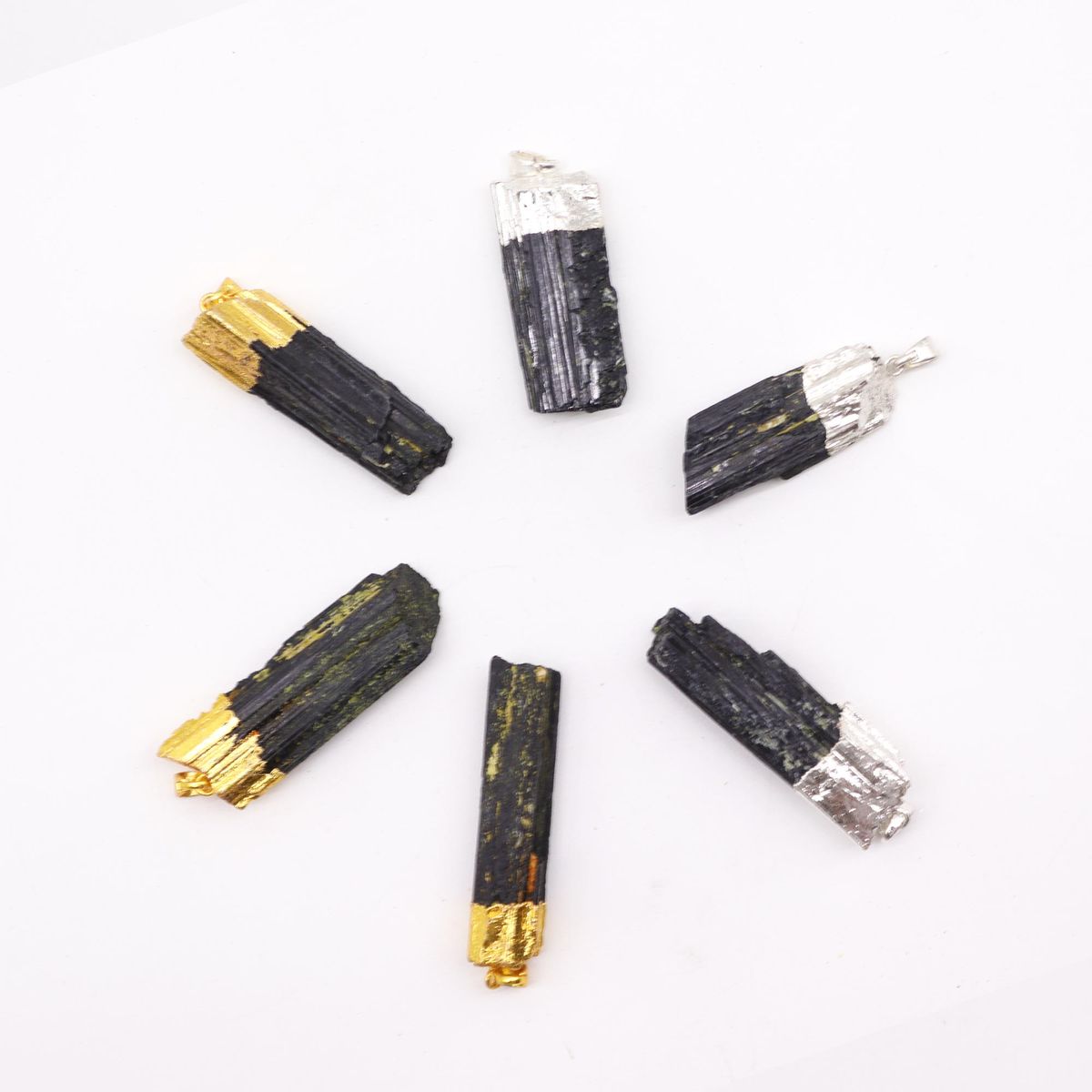 Pendentes de pedras preciosas