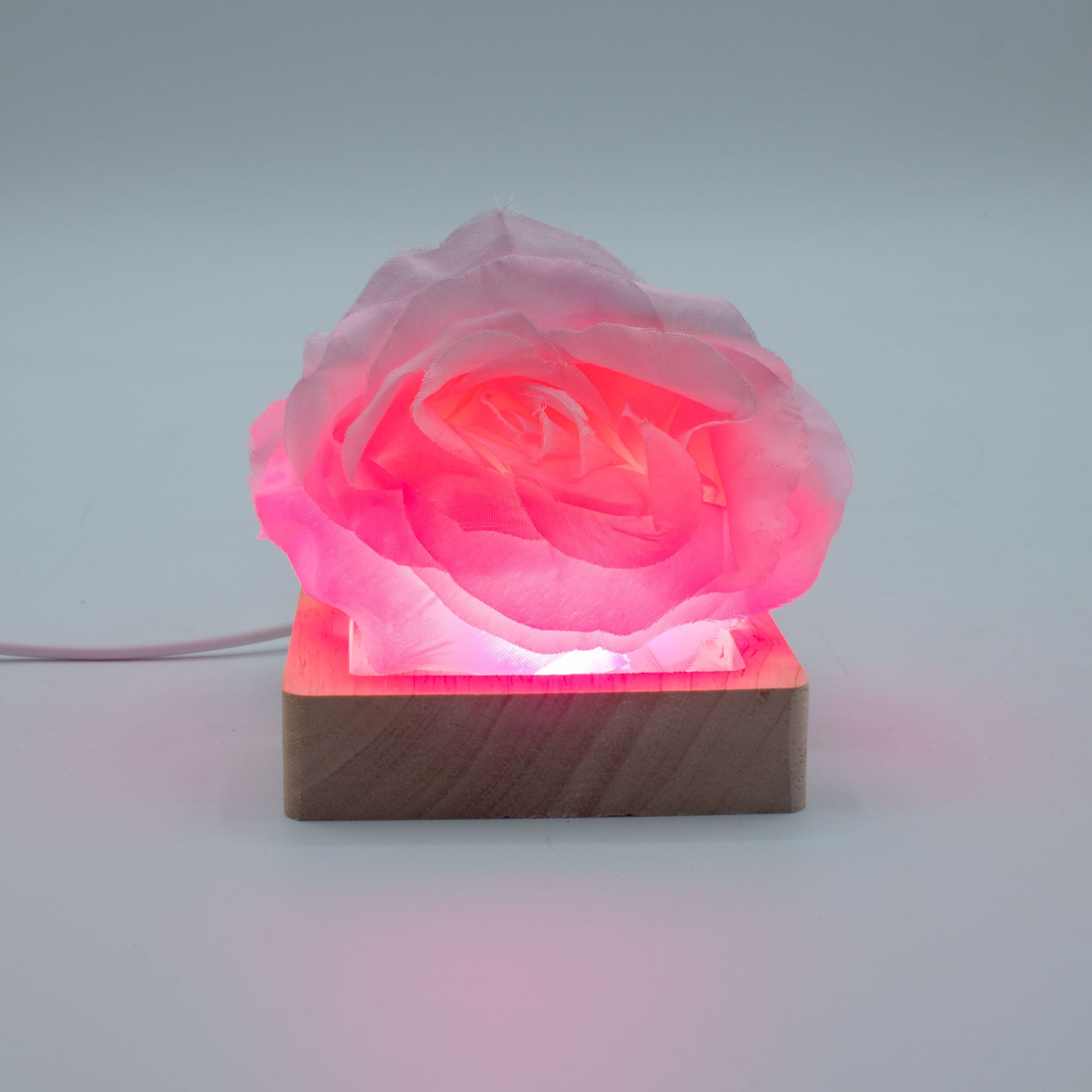 Base USB LED de Madeira Quadrada 8 cm - Multicolorido