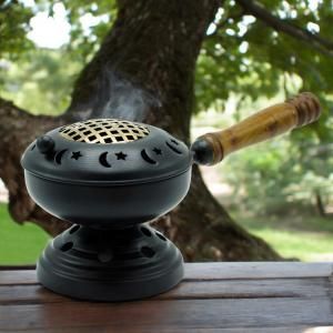 Quemadores de incienso de latón tradicionales