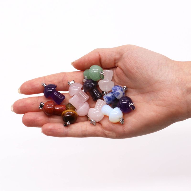 Pendentifs champignons en pierre précieuse (12 assortis)