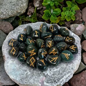 Естествени Камъни в Торбичка