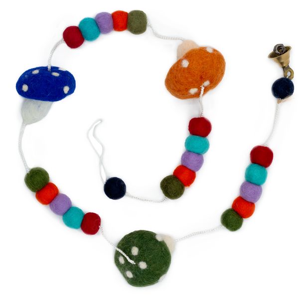 Decoração de Parede em Feltro - Cogumelos (cores sortidas)