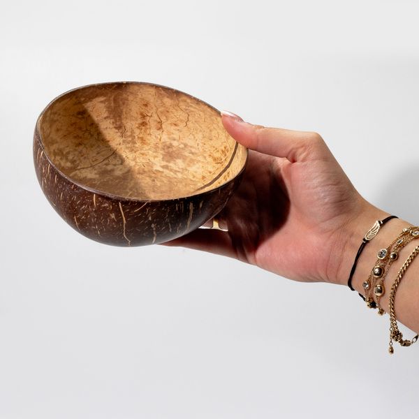 Bol Moyen en Noix de Coco Naturelle – Poli – Pour Usage Artisanal – 6x13 cm