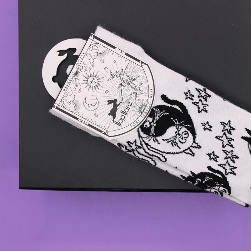 Hop Hare Bamboo Socks (36-41) - Ying Yang