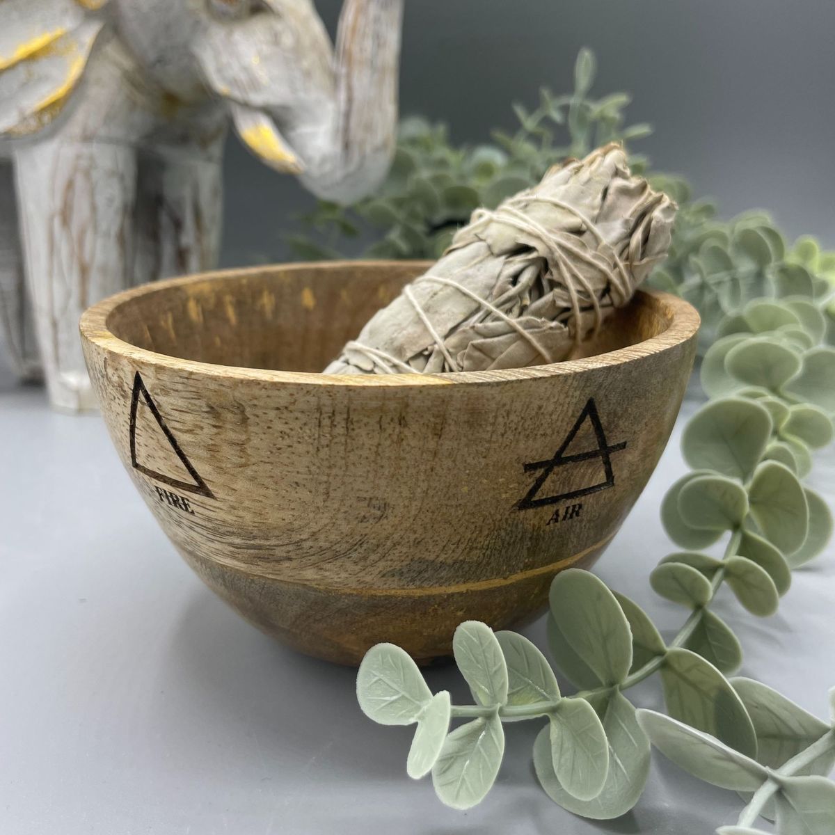Taça de madeira para oferendas e rituais - Os Quatro Elementos - 11x7 cm