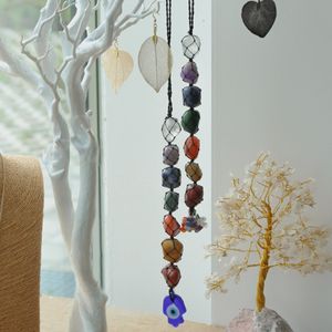 Висящи Медальони с Чакра Камъни