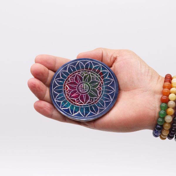 Porte-encens en pierre à savon Disque 8 cm - Lotus dans Lotus