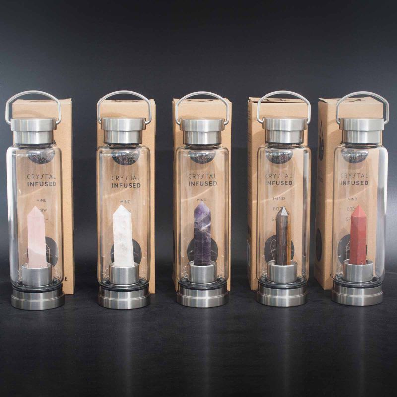 Bouteille d'eau en verre infusé de cristal - Œil-de-tigre déterminé - Obélisque
