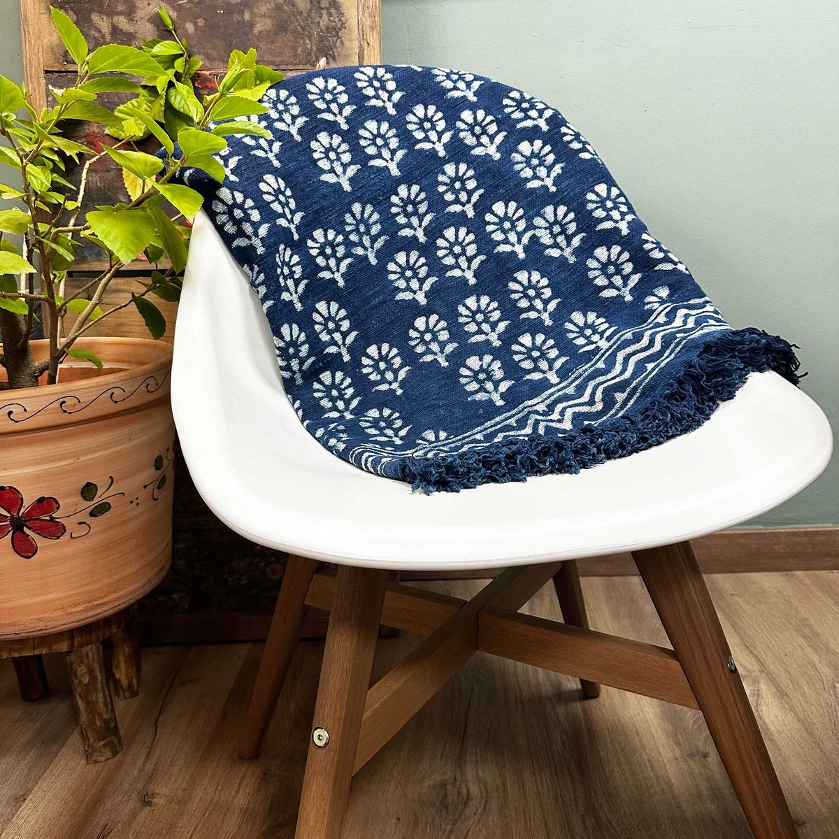 Manta índigo feita à mão - 170x120 cm - Flor de Chhota