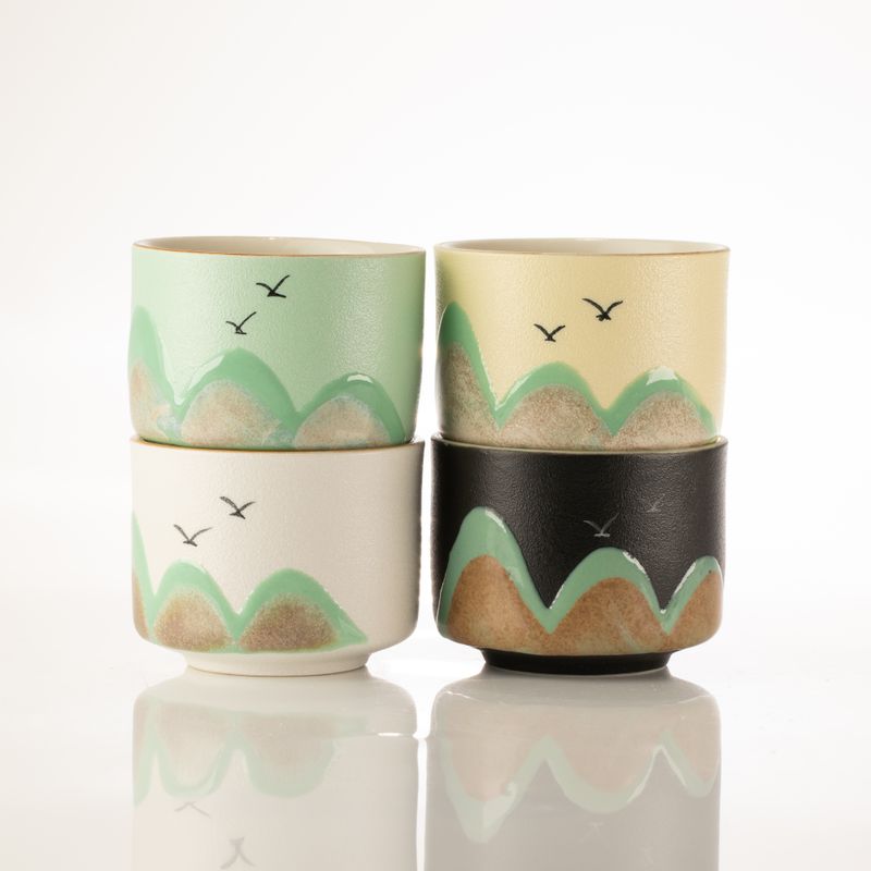 Thousand Miles - Tea Set - Four Cups - Cerimonial Cloth & Bamboo Grip