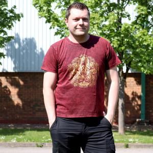 T-Shirty Nomad Sari z Efektem Sprania