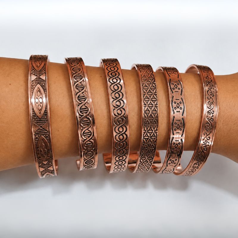 Armband i solid koppar Nomad Energy Collection graveringar (blandade)