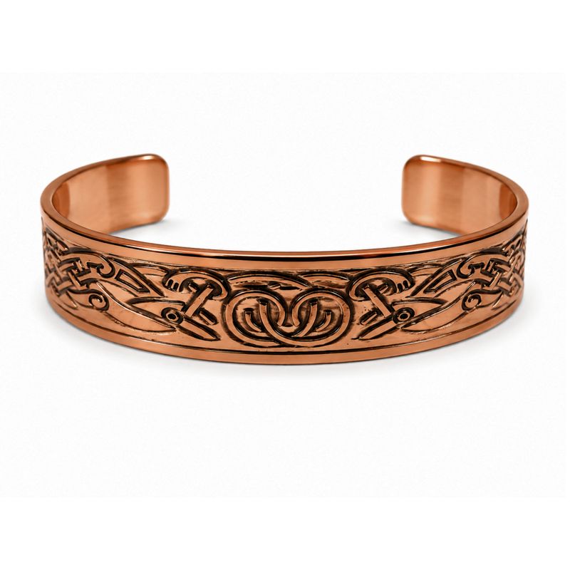 Solida koppararmband i medeltidskollektion med affirmationgravyrer (blandade)