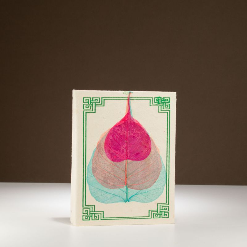 Cuaderno grande de hojas de Bodhi Lokta Med (15x12cm) - 45 hojas (variadas)