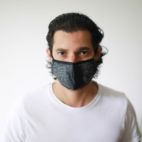 Masques Personnalisés en Tissu Adulte - Noir Élégance