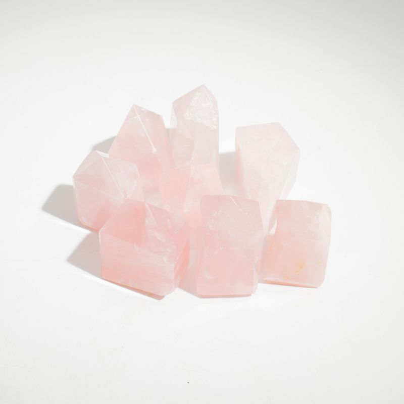 Puntas de gemas aproximadamente 6 cm (0,5 kg) - Cuarzo rosa indio (aproximadamente 8 piezas)