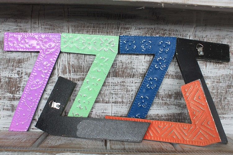Chiffre multi couleurs - Couleurs assorties -Chiffre "7"  - 15cm