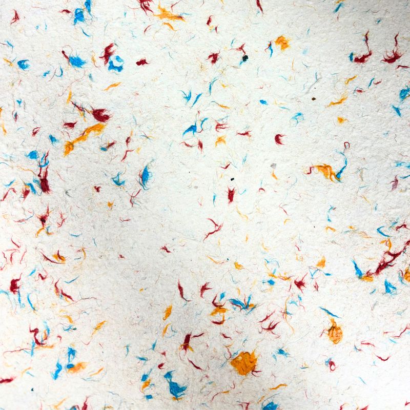 Papier d'Emballage Artisanal Lokta (51x76cm) - Mélange de Couleurs en Coton