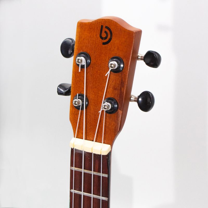 Ukulélé artisanal - Finition dégradée orange Sunburst (4 cordes)