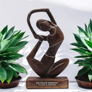 Figuras de Yoga de Madera