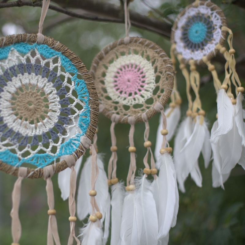 Пастелно розово макраме ловец на сънища 12 см (различни цветове)