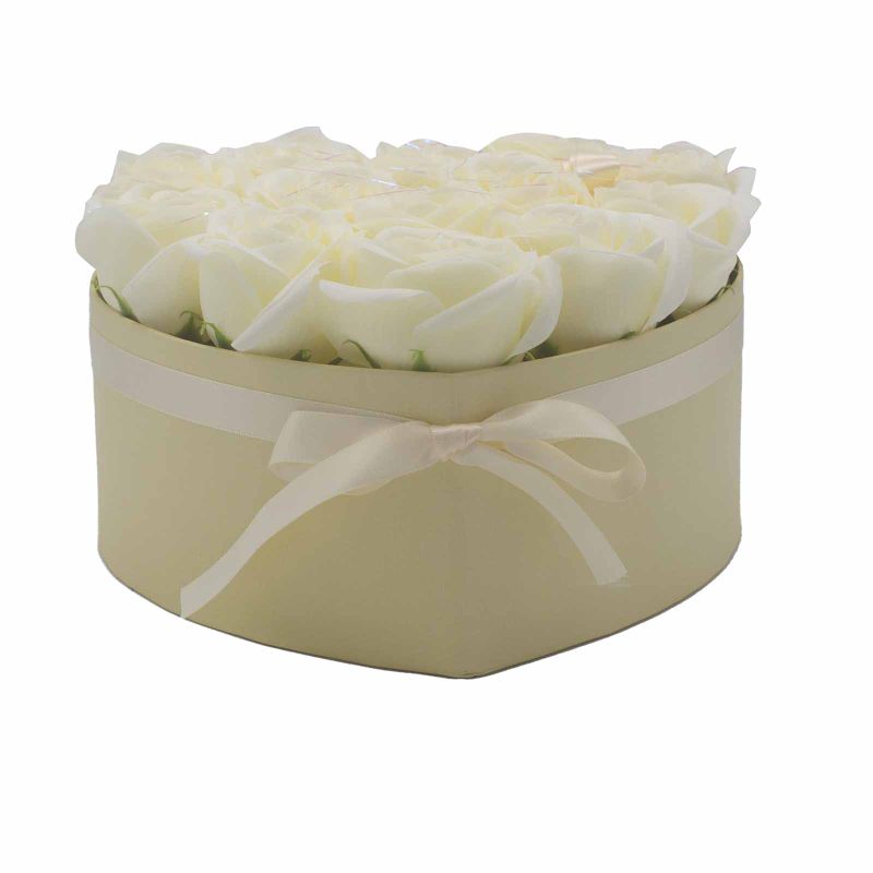 Coffret Cadeau de Fleurs de Savon - 13 Roses Crème - Coeur
