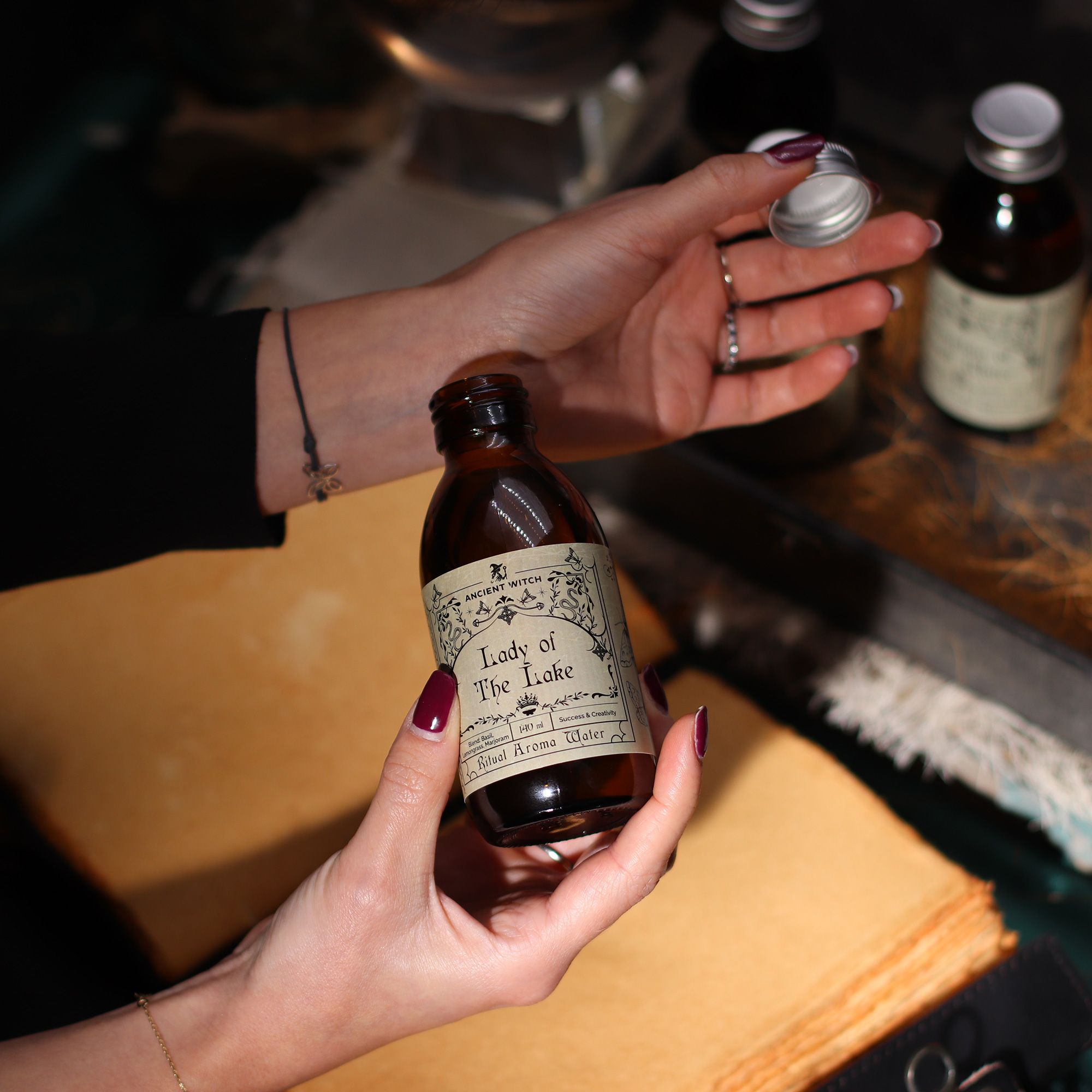 Águas Rituais de Bruxa Antiga - Fonte da Juventude