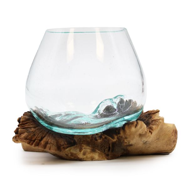 Vaza od Topljenog Stakla na Rijetkom Parazitskom Drvu