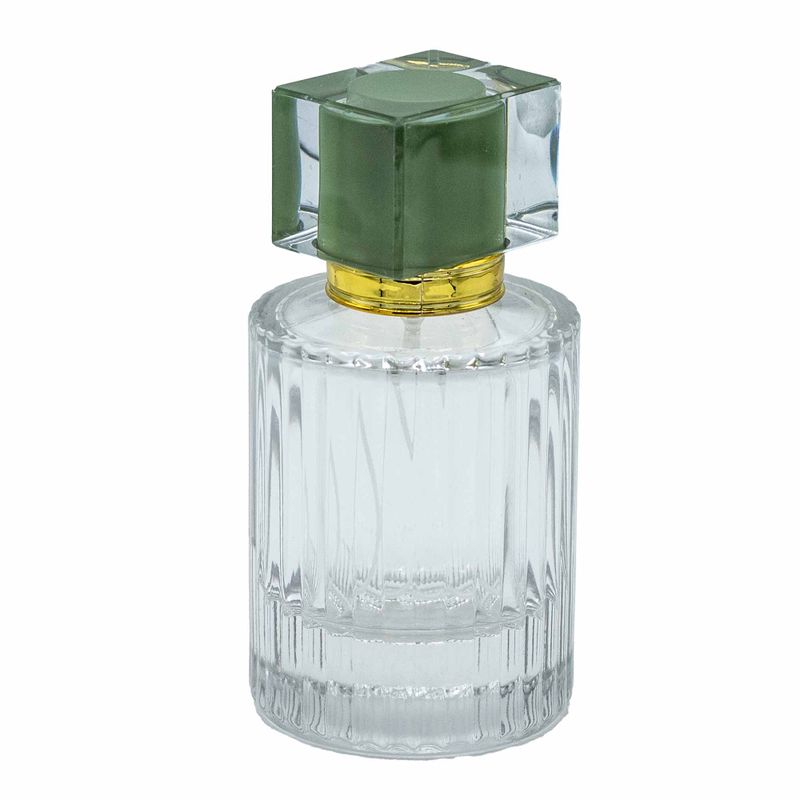 Mousse Verte - Bouteille ronde nervurée de 50 ml, spray et bouchon