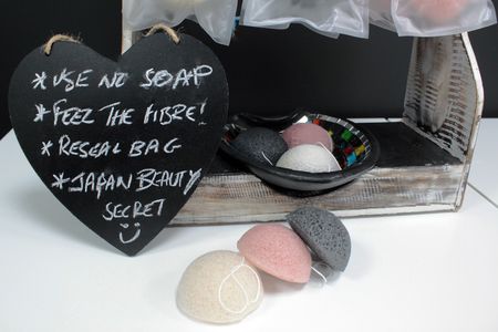 Natural Japan Style Konjac Sponges