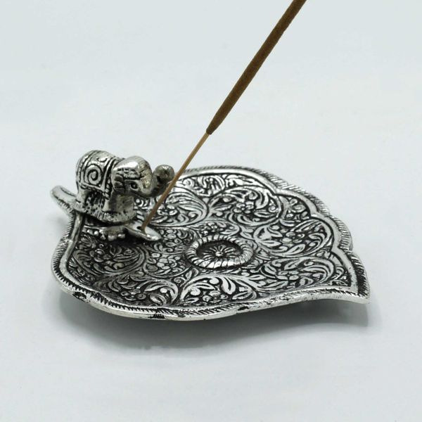 Porte-encens feuille d'éléphant en aluminium poli 11 cm