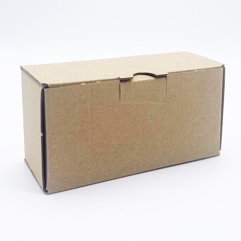 Boîtes en carton avec plateau pour 10 flacons de 10ml