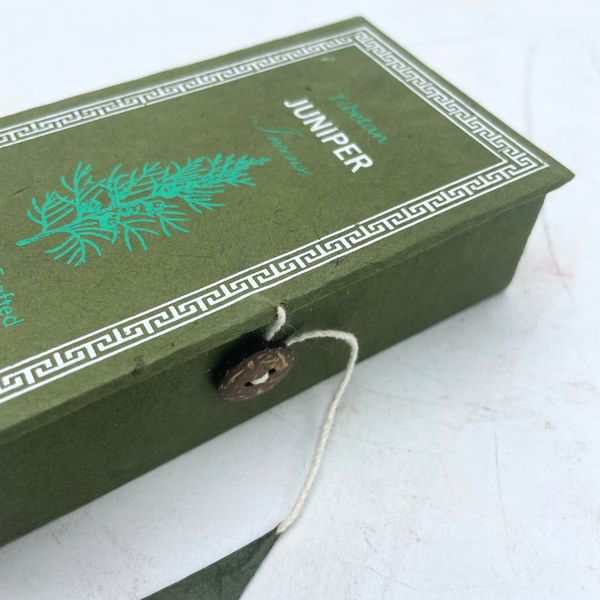 Coffret Cadeau d'Encens Sughandit Dhoop de l'Himalaya - Genévrier