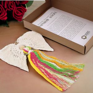Ángel de macramé en caja de regalo