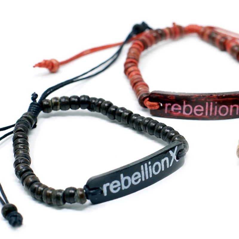 Kokosové Náramky se Sloganem - Rebellion X